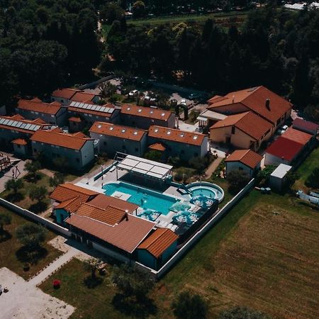 Resort Zatisje Савудрия Екстериор снимка