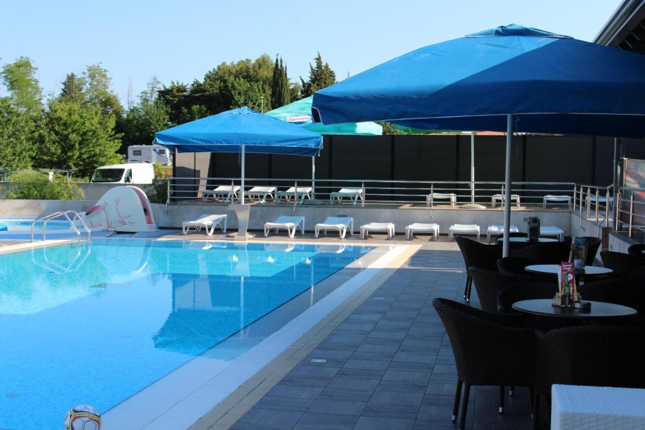 Resort Zatisje Савудрия Екстериор снимка