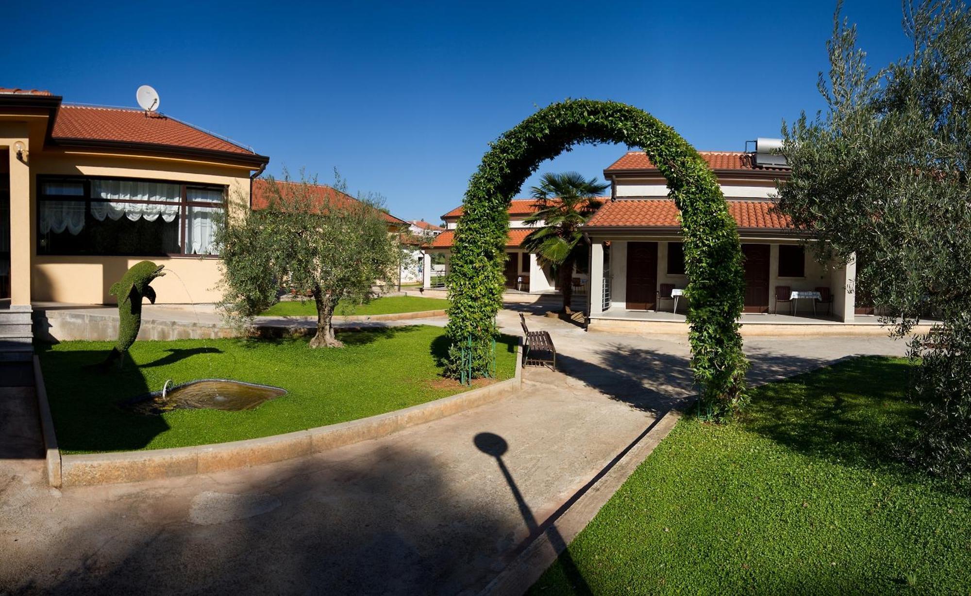 Resort Zatisje Савудрия Екстериор снимка